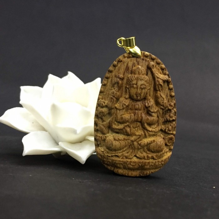 Vòng tay - Phật Thiên Thủ Thiên Nhãn làm từ trầm 30 năm (Mặt lớn) - Đeo cổ - 1